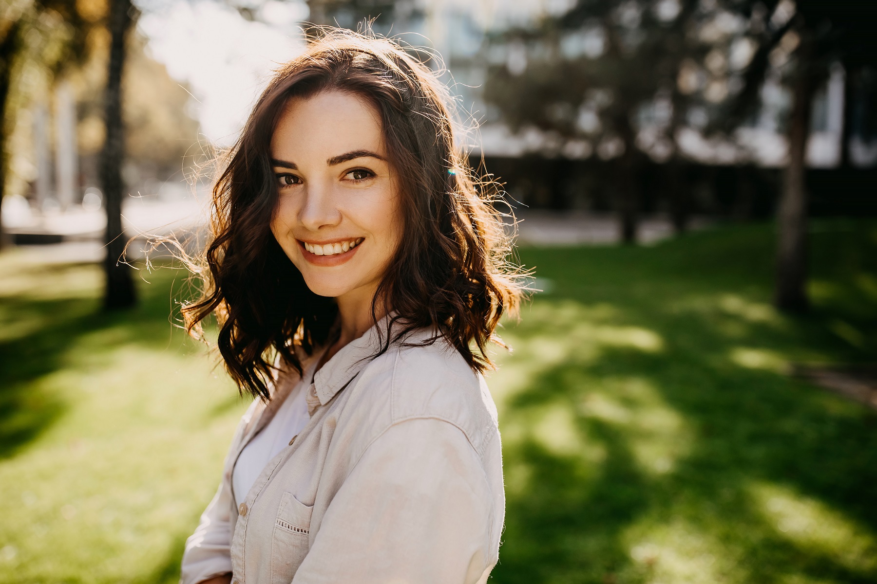 Have Old Tetracycline Stains- Replace Dental Bonding or Get Veneers?