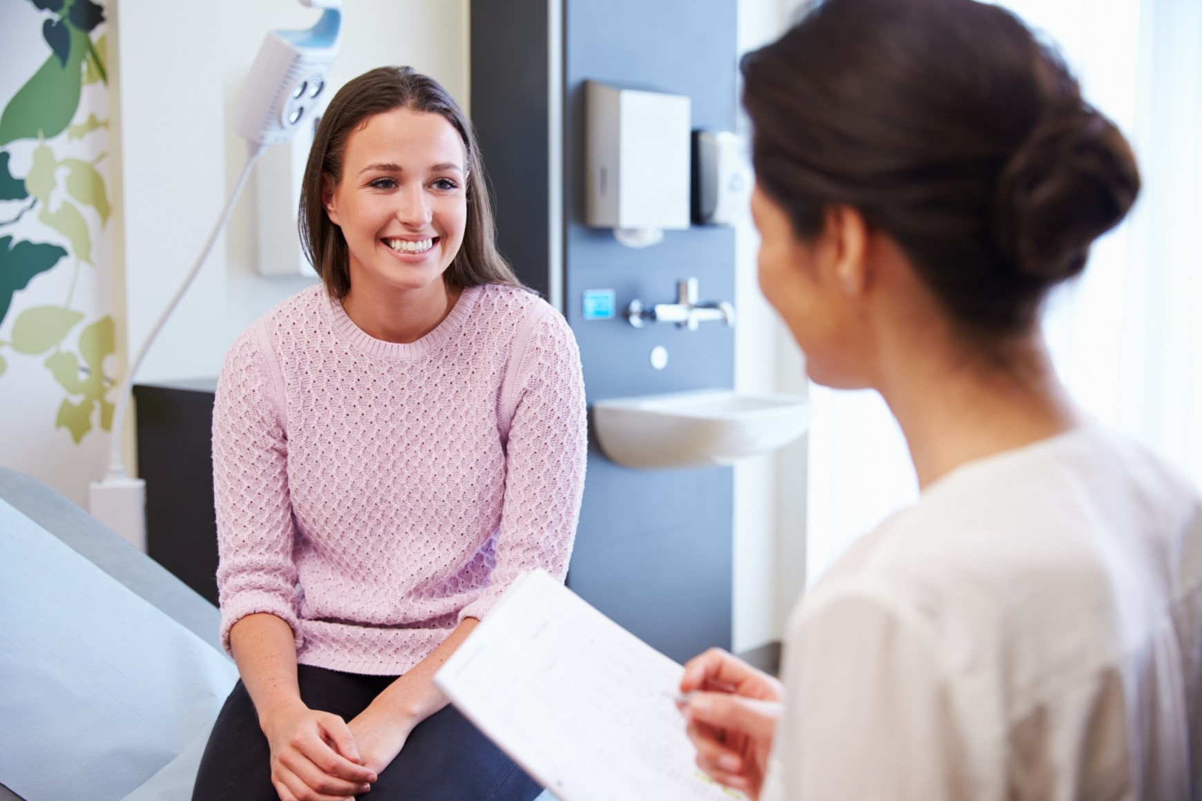 Is there a designation required to place dental implants?