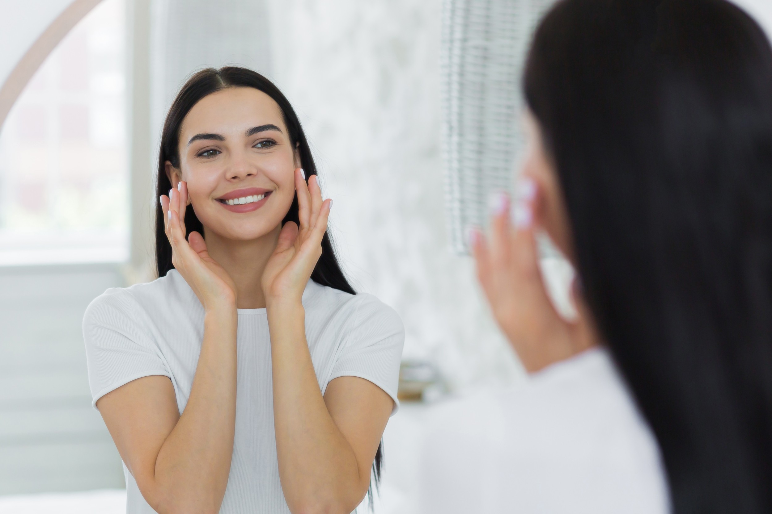 Is my mouthwash turning my porcelain veneers gray?