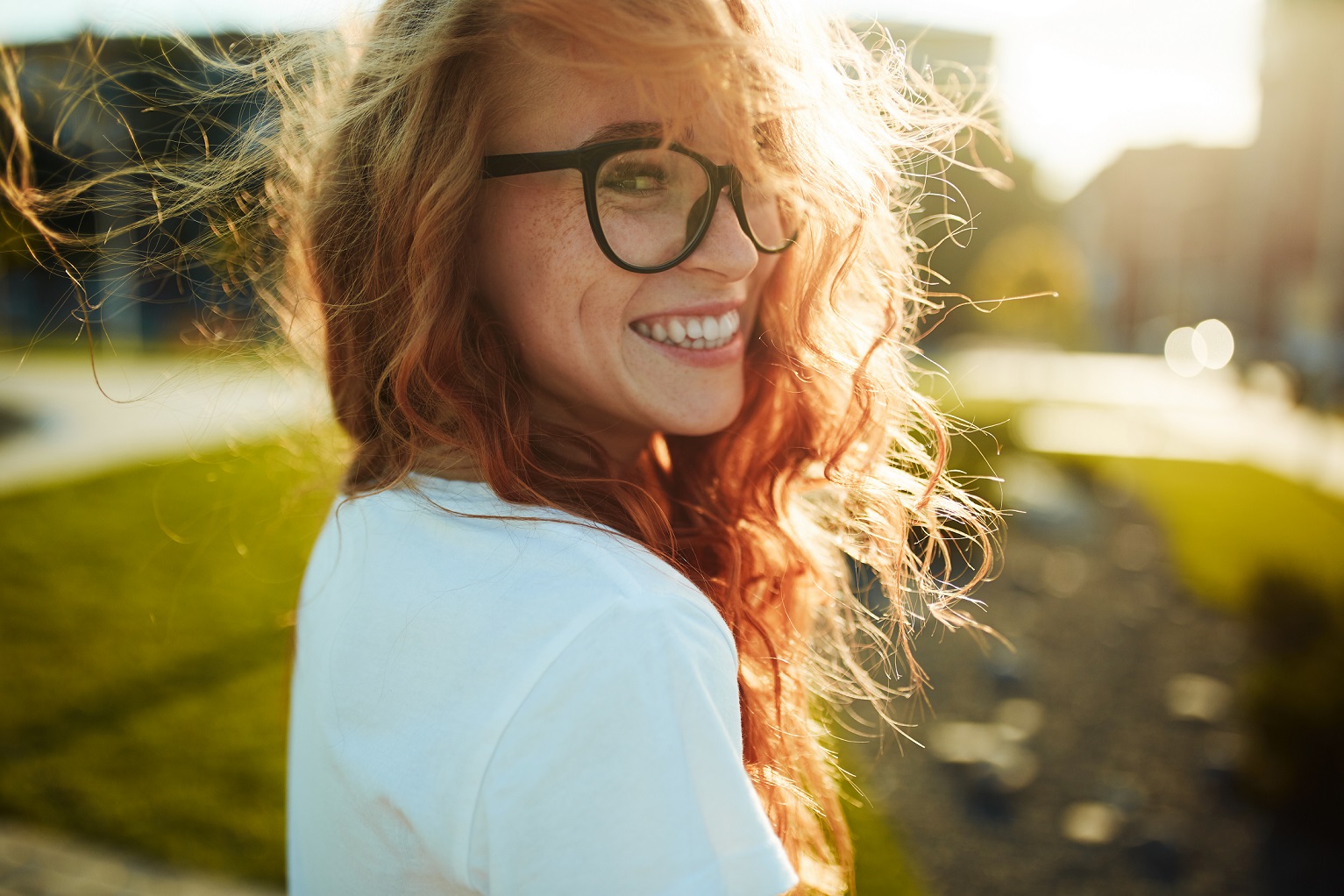 Is it common for porcelain veneers to have a bump?