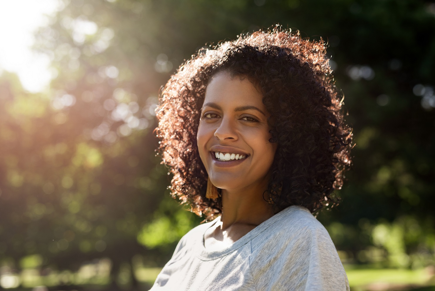 How Your Lifestyle Affects Your Tooth Color